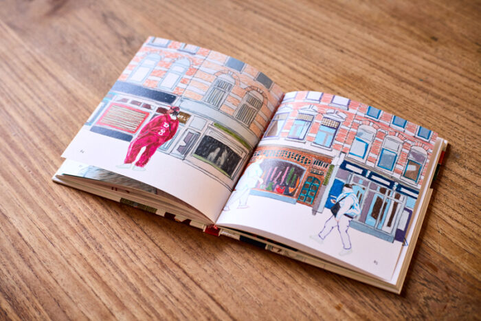 Afbeelding uit het binnenwerk van het boek Trek je de volgende keer een jurkje aan met een straatbeeld in Rotterdam